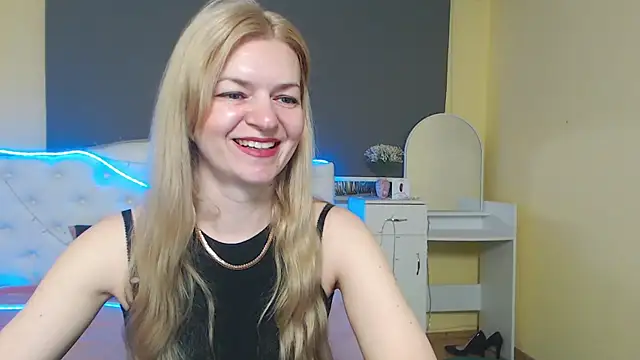 Snapshot of MelissaTyler chatting on 05-10-26, 05:22 MelissaTyler online show from 05-10-26, 05:22