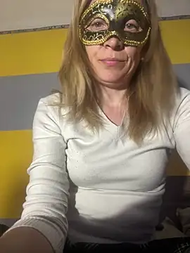 SexyMamiVee online show from 03-17-26, 04:10