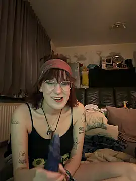 Snapshot of MisterandNiffyNoon chatting on 01-11-26, 09:55 MisterandNiffyNoon online show from 01-11-26, 09:55