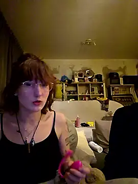 Snapshot of MisterandNiffyNoon chatting on 01-07-26, 10:59 MisterandNiffyNoon online show from 01-07-26, 10:59