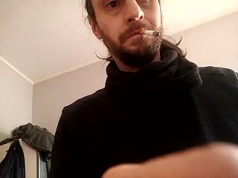 Snapshot of dildobetto89 chatting on 01-12-26, 03:08 dildobetto89 online show from 01-12-26, 03:08