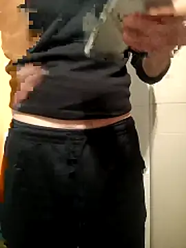 Snapshot of dildobetto89 chatting on 12-22-25, 11:05 dildobetto89 online show from 12-22-25, 11:05