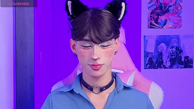 Kitsuneplay  online show from 04-14-26, 05:29