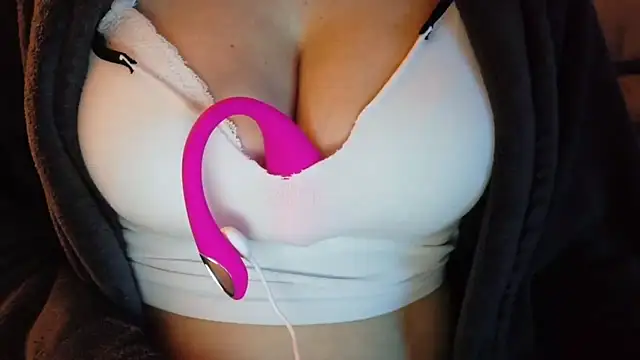 sexymilena9 online show from 03-26-26, 11:13