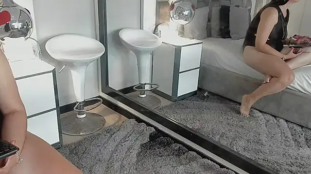 ElenaWatsonn online show from 03-19-26, 08:31