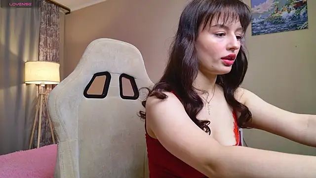 Snapshot of Mirellune chatting on 01-11-26, 05:58 Mirellune online show from 01-11-26, 05:58