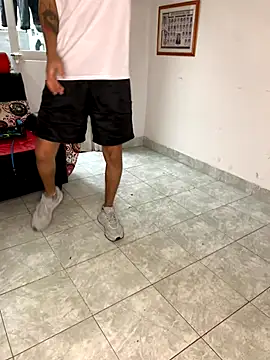 Snapshot of Latin_Paisa_Boy chatting on 01-05-26, 09:18 Latin Paisa Boy online show from 01-05-26, 09:18