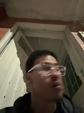 Latin Paisa Boy online show from 04-14-26, 04:28