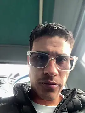 Latin Paisa Boy online show from 04-15-26, 05:17