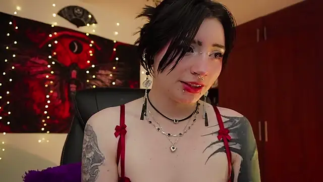 miami 18  online show from 04-11-26, 01:46