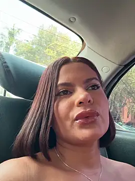Snapshot of Irina_Velvett chatting on 04-28-26, 05:17 Irina Velvett online show from 04-28-26, 05:17