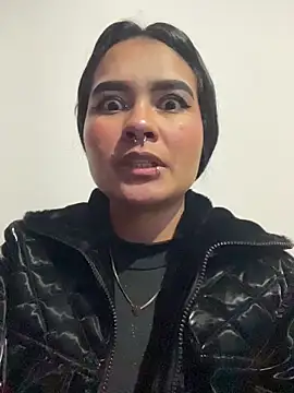 Chloe cortes online show from 05-24-26, 02:33