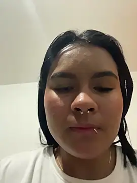 Chloe cortes online show from 05-03-26, 01:00