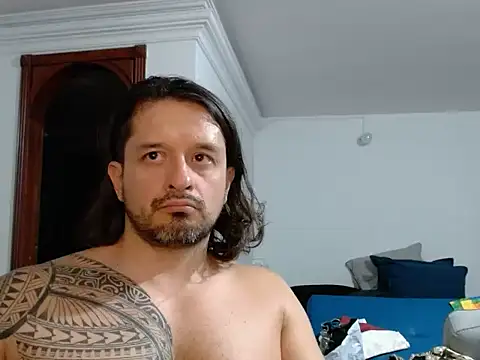 Snapshot of gonzzohunterr chatting on 03-21-26, 08:04 gonzzohunterr online show from 03-21-26, 08:04