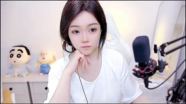 Snapshot of Cindy-dd chatting on 05-12-26, 05:52 Cindy-dd online show from 05-12-26, 05:52