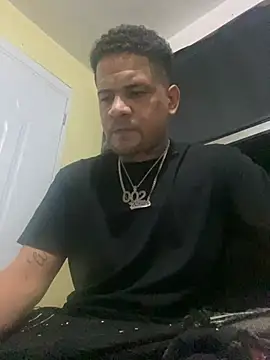 Snapshot of Dominicanobb chatting on 02-22-26, 12:13 Dominicanobb online show from 02-22-26, 12:13