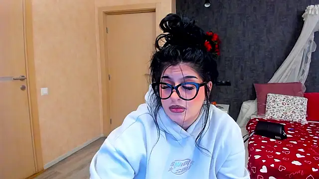 NayaNoirX online show from 03-05-26, 07:21