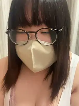 Snapshot of Mikami_00122 chatting on 02-28-26, 01:44 Mikami 00122 online show from 02-28-26, 01:44