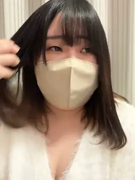 Snapshot of Mikami_00122 chatting on 02-05-26, 12:56 Mikami 00122 online show from 02-05-26, 12:56