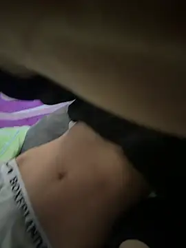 usr172727 online show from 01-12-26, 06:09