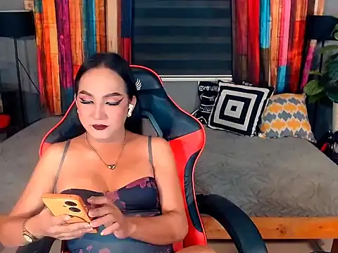 Snapshot of MistressAltheaTS chatting on 07-29-26, 04:17 MistressAltheaTS online show from 07-29-26, 04:17