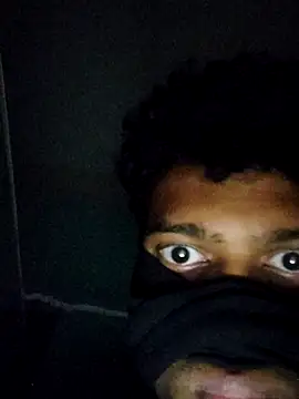 Snapshot of theboyas chatting on 01-09-26, 01:29 theboyas online show from 01-09-26, 01:29