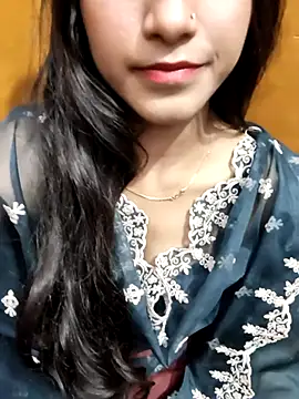 Yours-Zeenat online show from 03-08-26, 07:17