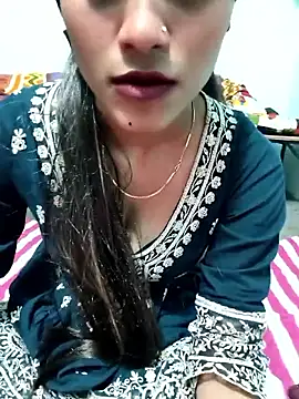 Yours-Zeenat online show from 01-08-26, 06:08