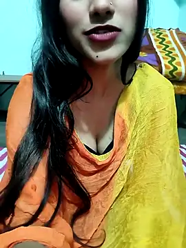 Yours-Zeenat online show from 01-17-26, 06:55