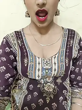 Snapshot of Yours-Zeenat chatting on 05-26-26, 07:50 Yours-Zeenat online show from 05-26-26, 07:50