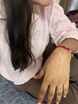Snapshot of geetanjali_singh chatting on 05-02-26, 12:32 geetanjali singh online show from 05-02-26, 12:32