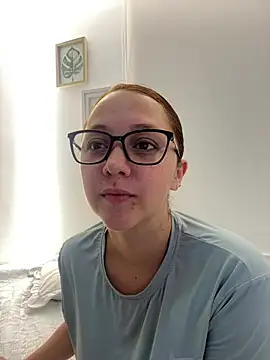 heizelll online show from 05-06-26, 03:16