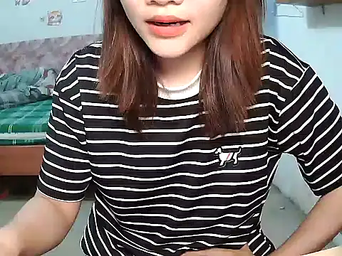 Snapshot of hana_ssexy chatting on 05-25-26, 05:11 hana ssexy online show from 05-25-26, 05:11