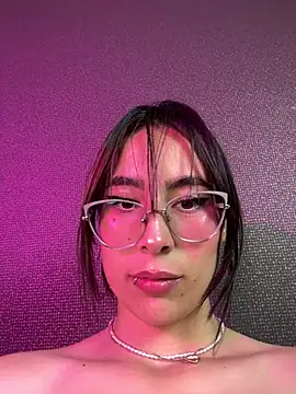 Snapshot of luna_gv chatting on 02-23-26, 11:00 luna gv online show from 02-23-26, 11:00