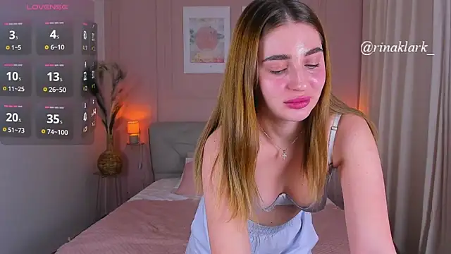 Snapshot of RinaKlark chatting on 02-22-26, 07:11 RinaKlark online show from 02-22-26, 07:11