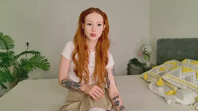 Zoe  Page online show from 02-17-26, 01:41