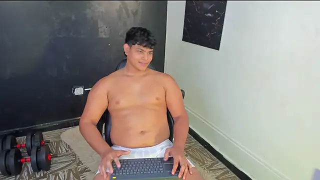 Nicole and thiago1 online show from 02-21-26, 10:12