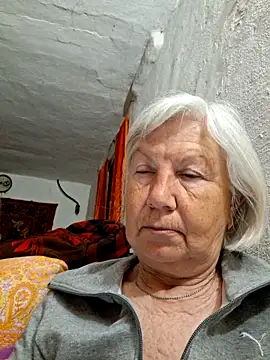 Snapshot of KlaudiaDarling chatting on 05-14-26, 09:12 KlaudiaDarling online show from 05-14-26, 09:12
