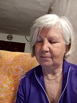 KlaudiaDarling online show from 04-05-26, 05:30