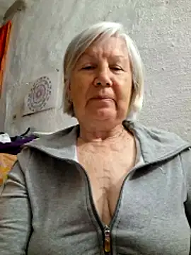 Snapshot of KlaudiaDarling chatting on 05-19-26, 05:53 KlaudiaDarling online show from 05-19-26, 05:53
