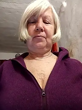 KlaudiaDarling online show from 01-14-26, 08:45