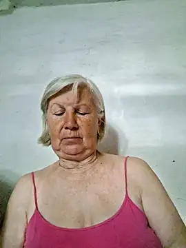 Snapshot of KlaudiaDarling chatting on 06-01-26, 03:22 KlaudiaDarling online show from 06-01-26, 03:22