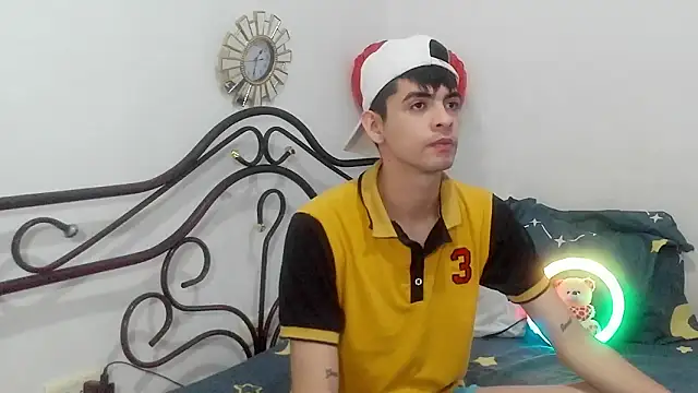 nico22love online show from 02-25-26, 02:50