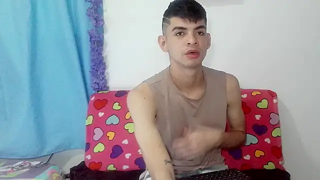 nico22love online show from 02-07-26, 12:13