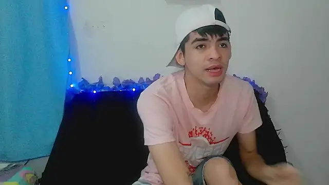 nico22love online show from 02-03-26, 12:10