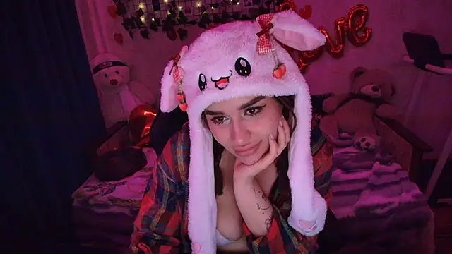 Snapshot of AlisiaRose chatting on 04-03-26, 02:07 AlisiaRose online show from 04-03-26, 02:07