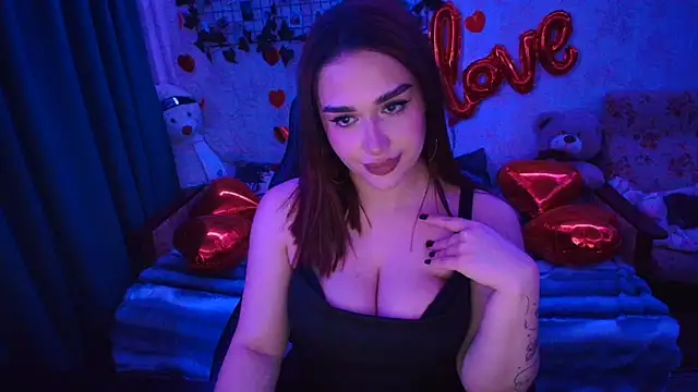 AlisiaRose online show from 03-08-26, 02:04