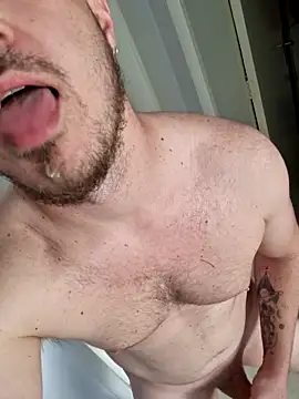 Snapshot of rubaoeu chatting on 02-08-26, 08:17 rubaoeu online show from 02-08-26, 08:17