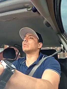 HoofedCylinder online show from 04-17-26, 07:28