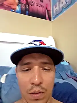 HoofedCylinder online show from 04-12-26, 02:59